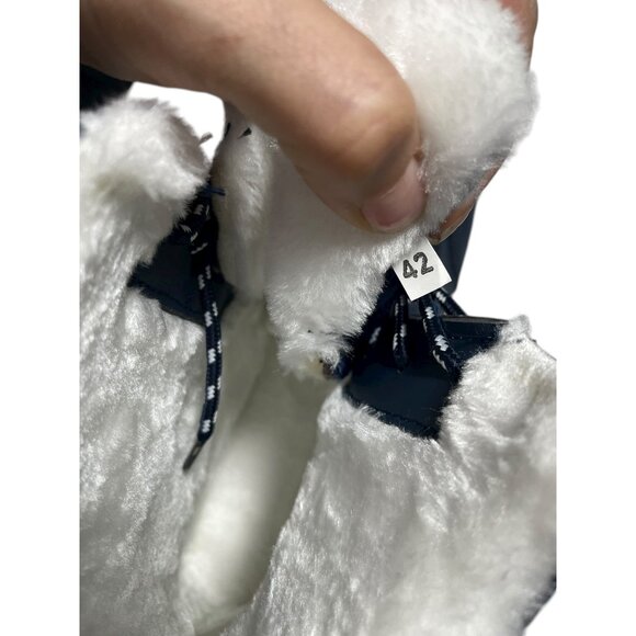 Blue Womens Winter Boots Size 9/ 42 Warm Faux Fur Lined Lace Up Waterproof Sole - Picture 4 of 5